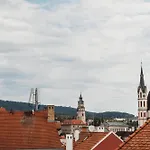 דירה Casarosa Attico 3br, 3ba