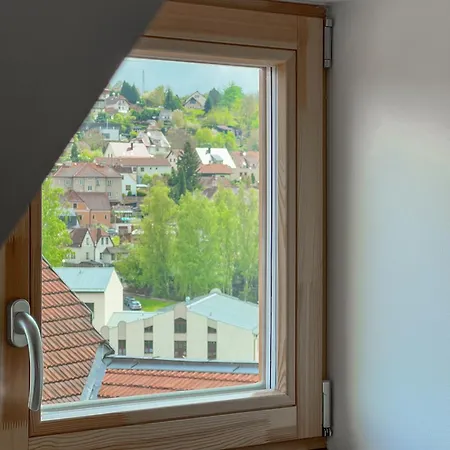 Casarosa Attico 3br, 3ba 아파트